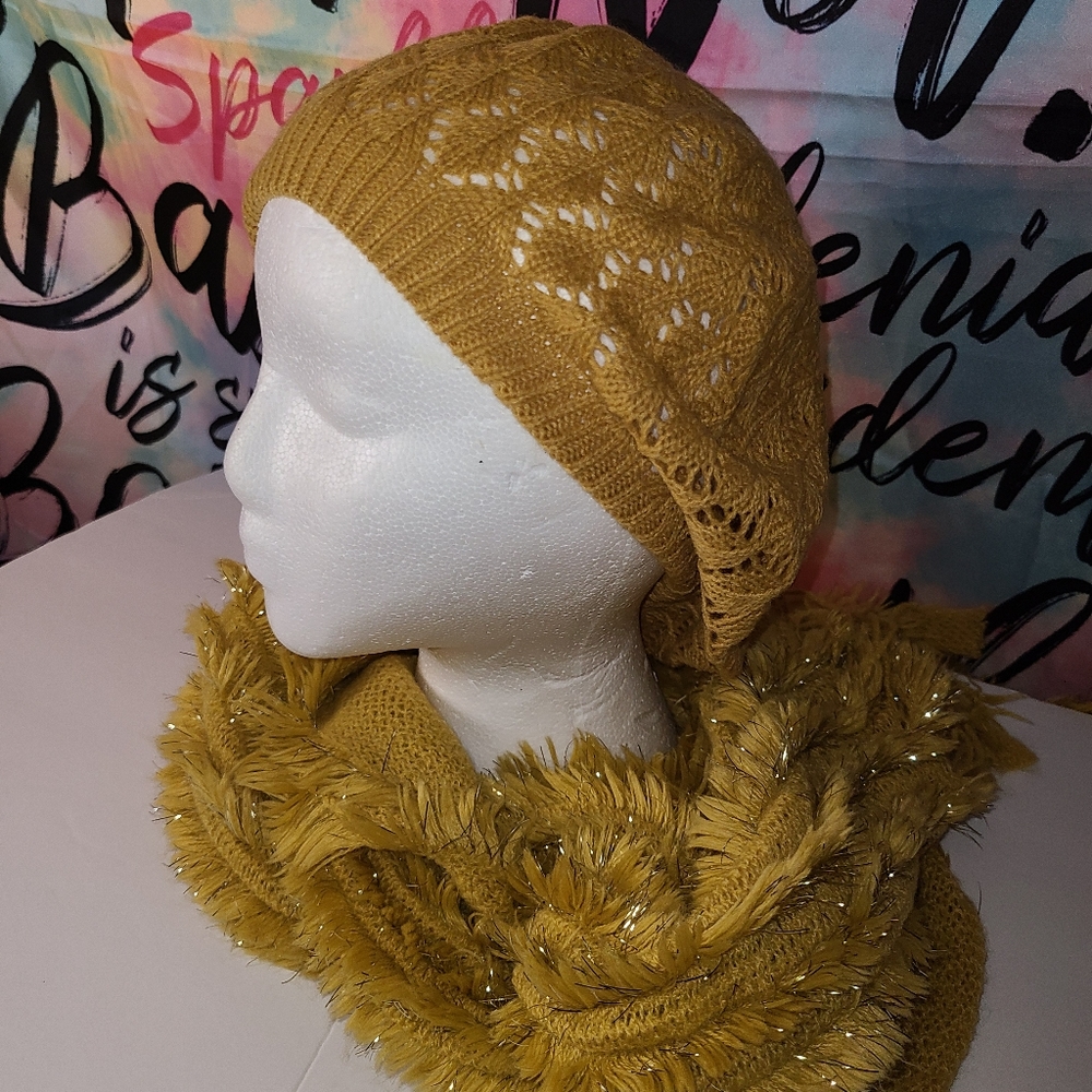 Hat & Scarf